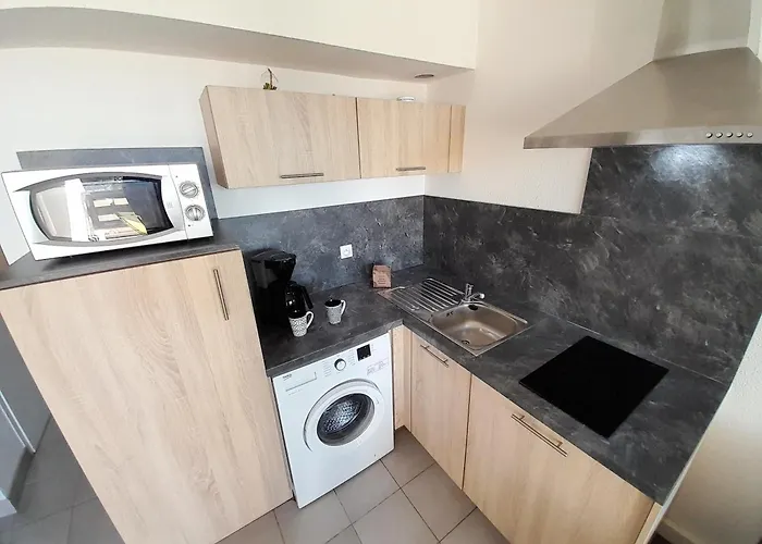 Village Naturiste Mystere * Agde